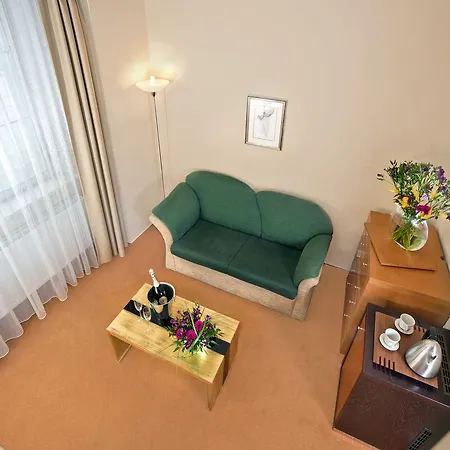Hotel Michelangelo Grand 5*