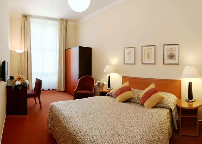 Szálloda Michelangelo Grand 5*